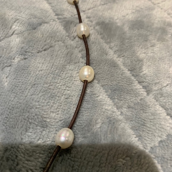 Illusion Pearl Necklace - Picture 2 of 7